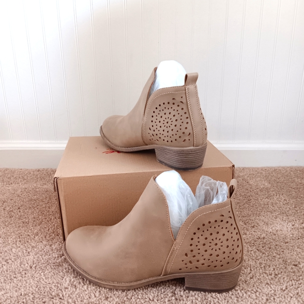 Vepose booties